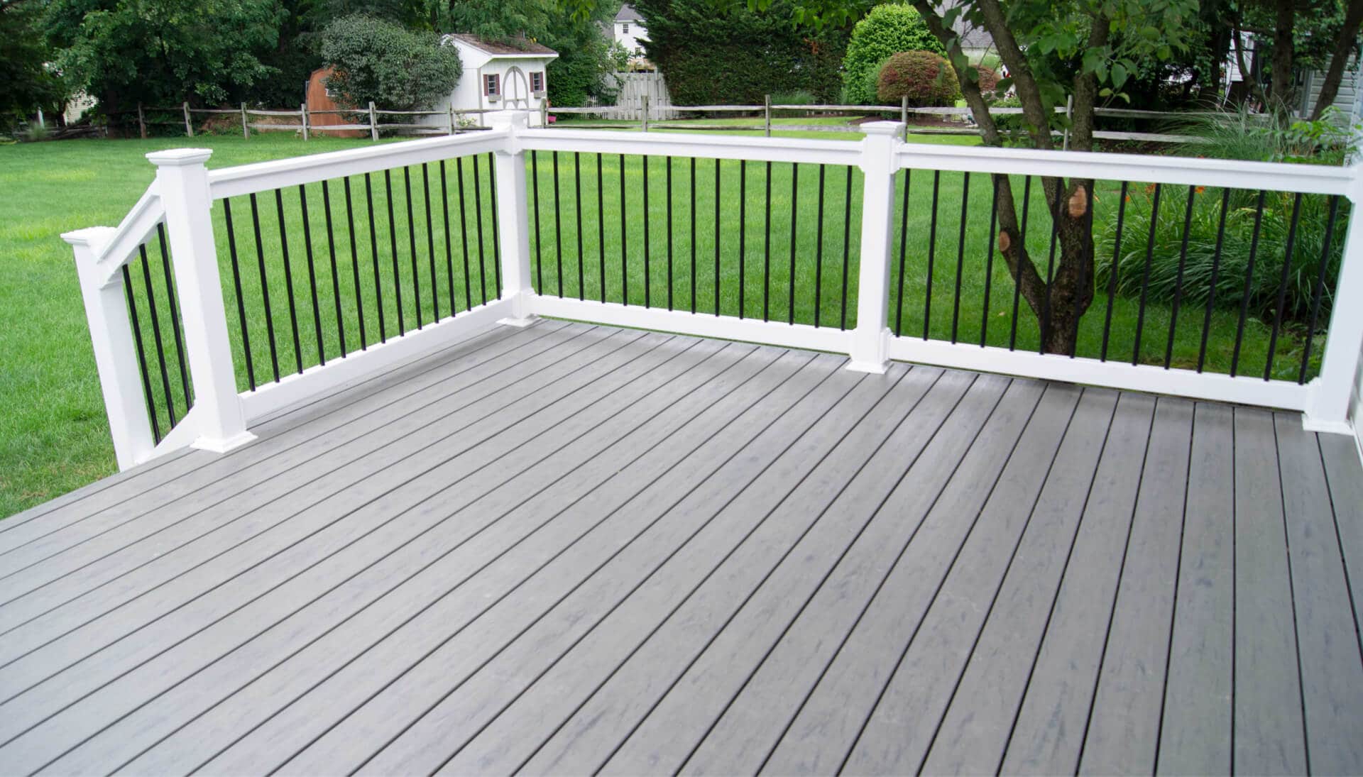 Specialists in deck railing and covers Salem, Oregon
