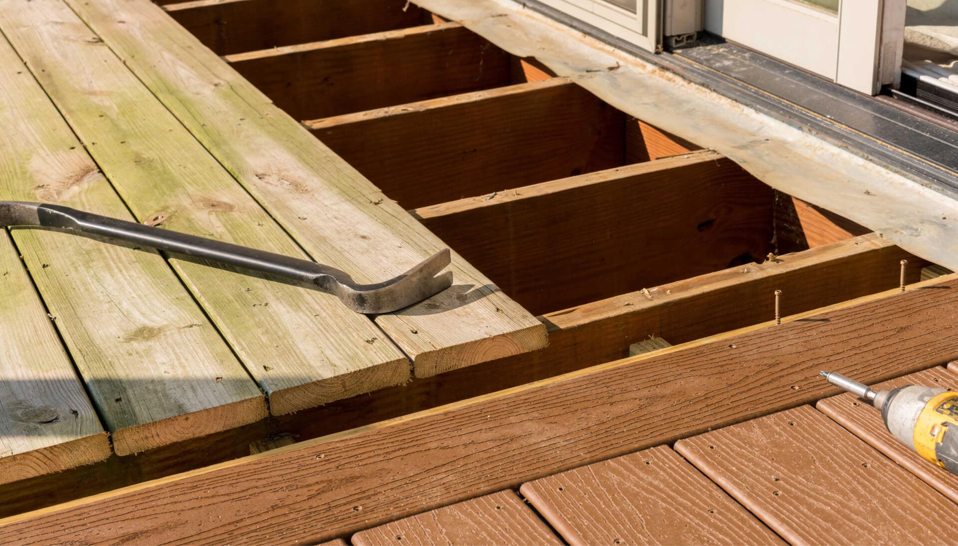 We offer the best deck repair services in Salem, Oregon